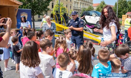 ODRŽAN PRVI SAJAM RODITELJSTVA