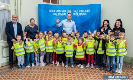 Gradonačelnik ugostio mališane iz vrtića “Maslačak”