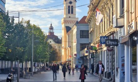 Oglašavanje sirene danas tačno u podne