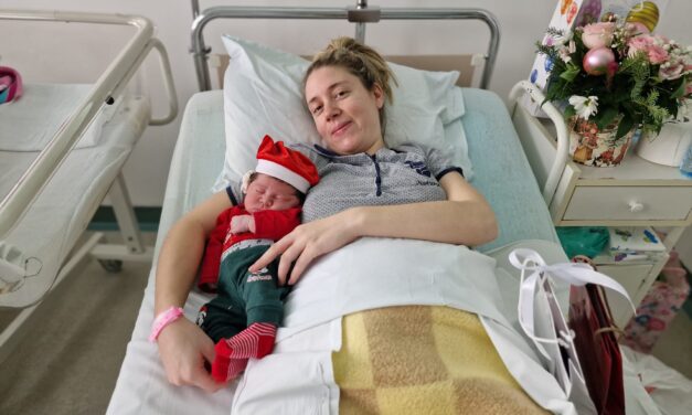 Devojčica Ana Polovina prvorođena beba u Zrenjaninu