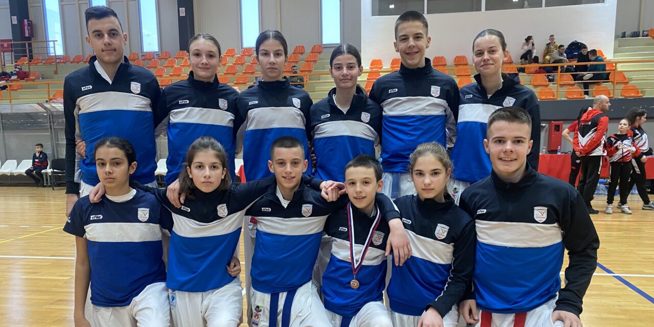 Karate klub Zrenjanin osvojio 9 medalja u Novom Sadu