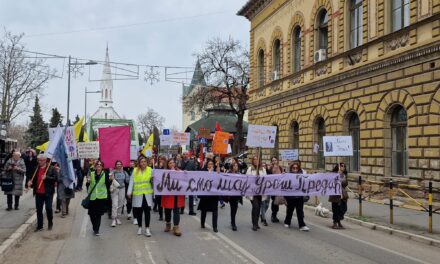 Održan protest zbog najavljenog zatvaranja HPTŠ Uroš Predić