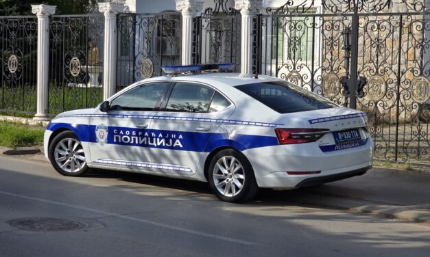 U iznajmljenom apartmanu „miksovao“ drogu pa je prodavao licima u Zrenjaninu