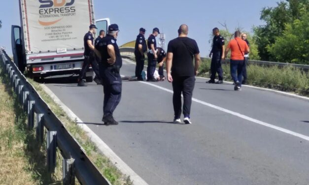 Potera u Žitištu – Vozač kamiona udario dva policijska automobila