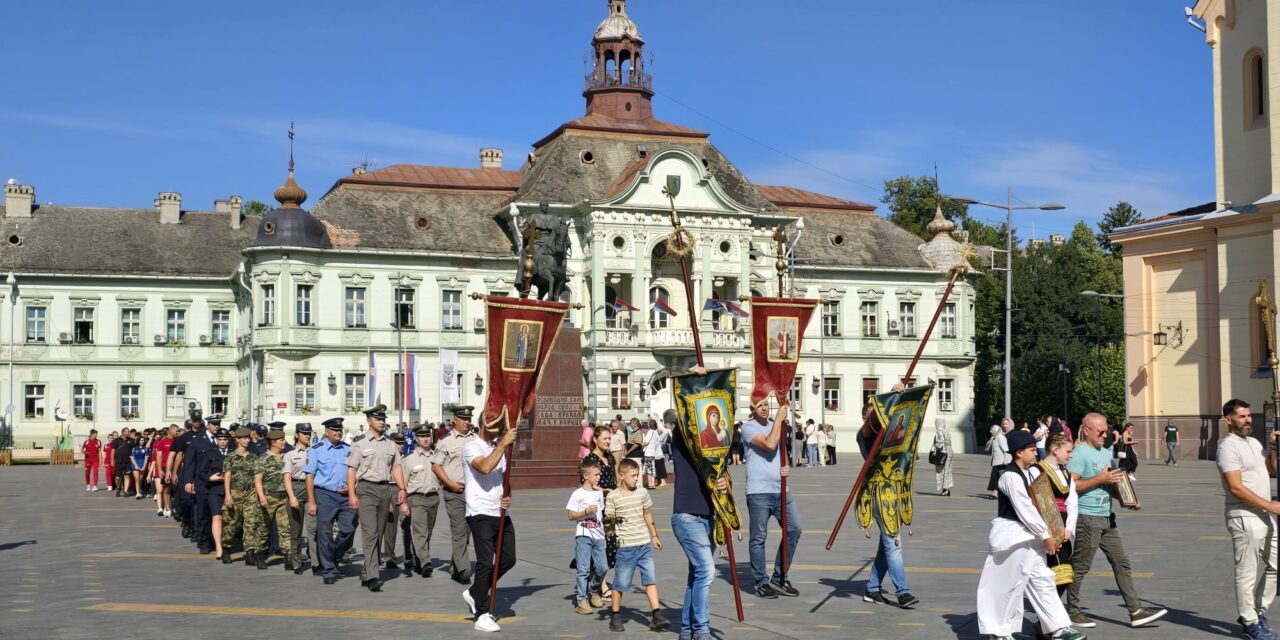 Svečanom litijom obeležena slava Grada Zrenjanina