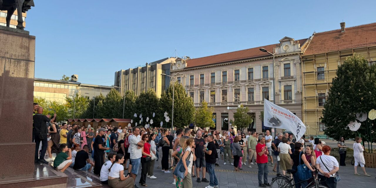 Održan skup podrške prosvetnih radnika inspektorkama Ivani Atanacković i Ružici Tapavički
