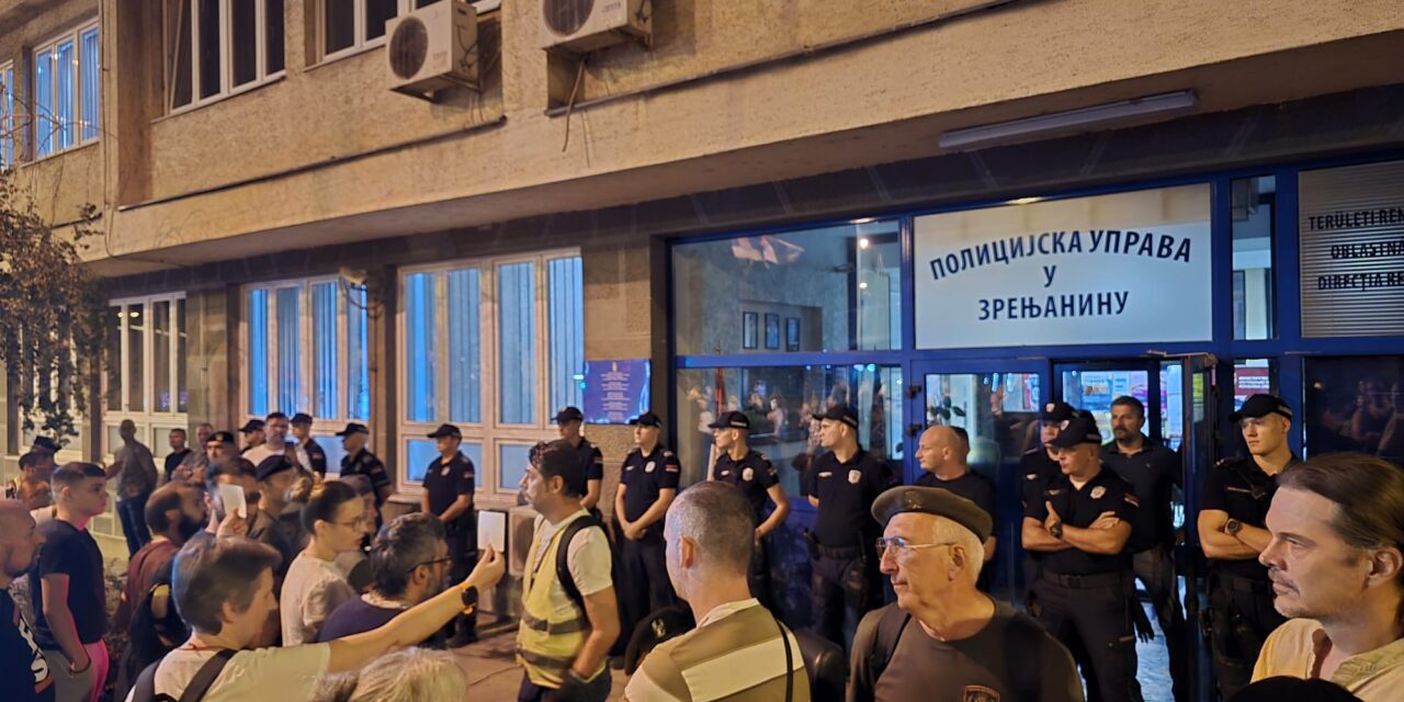 Održan još jedan protest  ispred Policijske uprave u Zrenjaninu