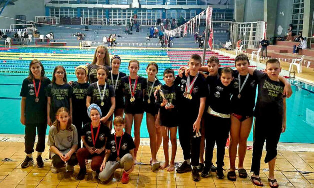 Plivači Proletera osvojili 54 medalje i dva pehara u Novom Sadu