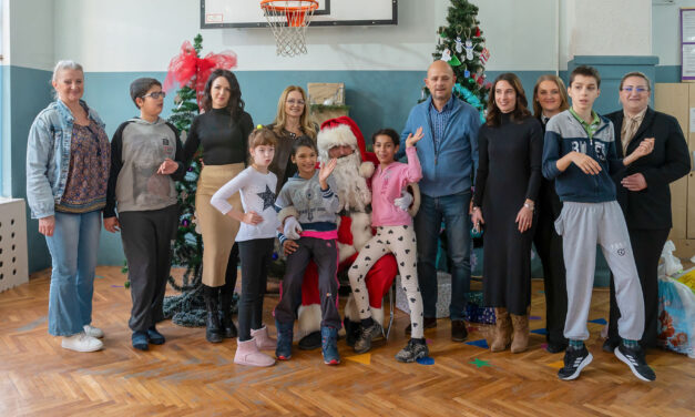 Kompanija Gomex ispunila želje učenicima OSŠ „9. maj“