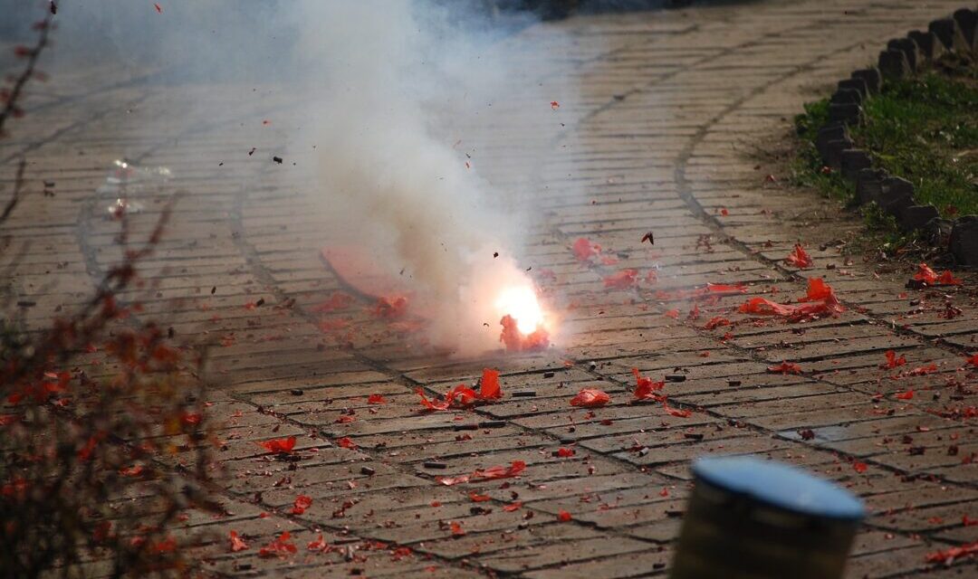 MUP UPOZORAVA – NE KUPUJTE PIROTEHNIČKA SREDSTVA OD NEOVLAŠĆENIH I NESTRUČNIH LICA