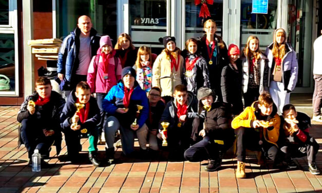 Odličan nastup plivača Proletera u Banja Luci