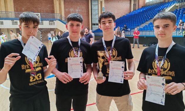 Basket ekipa OŠ „Vuk Karadžić“ osvojila 3. mesto na Republičkom takmičenju