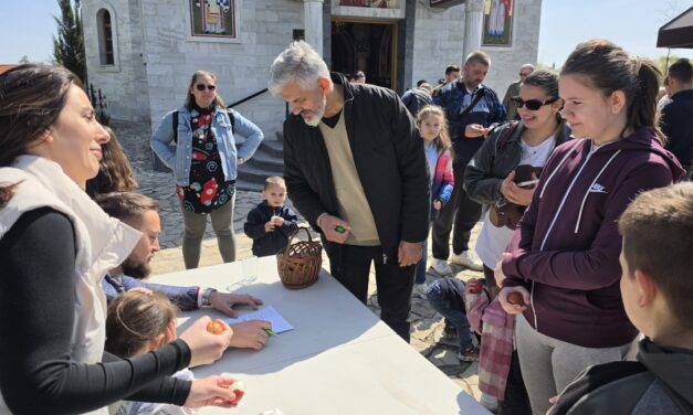 Održana Vaskršnja liturgija i Tucanijada u hramu na Zelenom polju