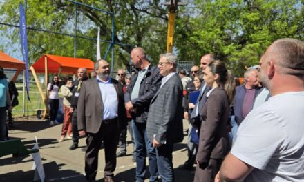 Održan prvi mini sajam poljoprivrede “Banatska traktorijada” u Česteregu