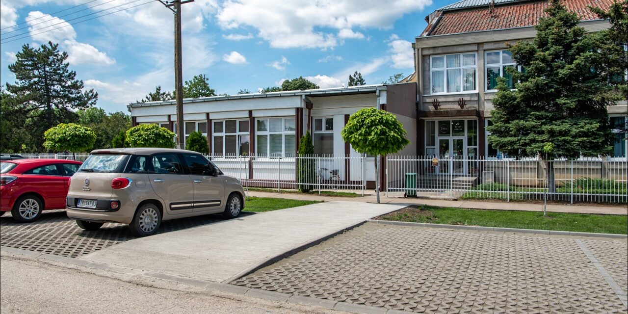Uređeni prostori oko stadiona i škole u Melencima i Aradcu
