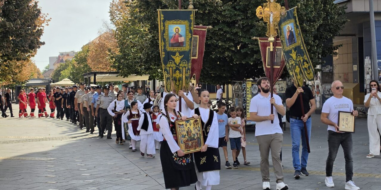 Svečanom litijom obeležena slava Grada Zrenjanina (FOTO)
