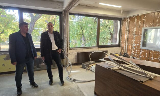 U toku zamena stolarije na Kulturnom centru i realizacija projekta LOKUS LAB
