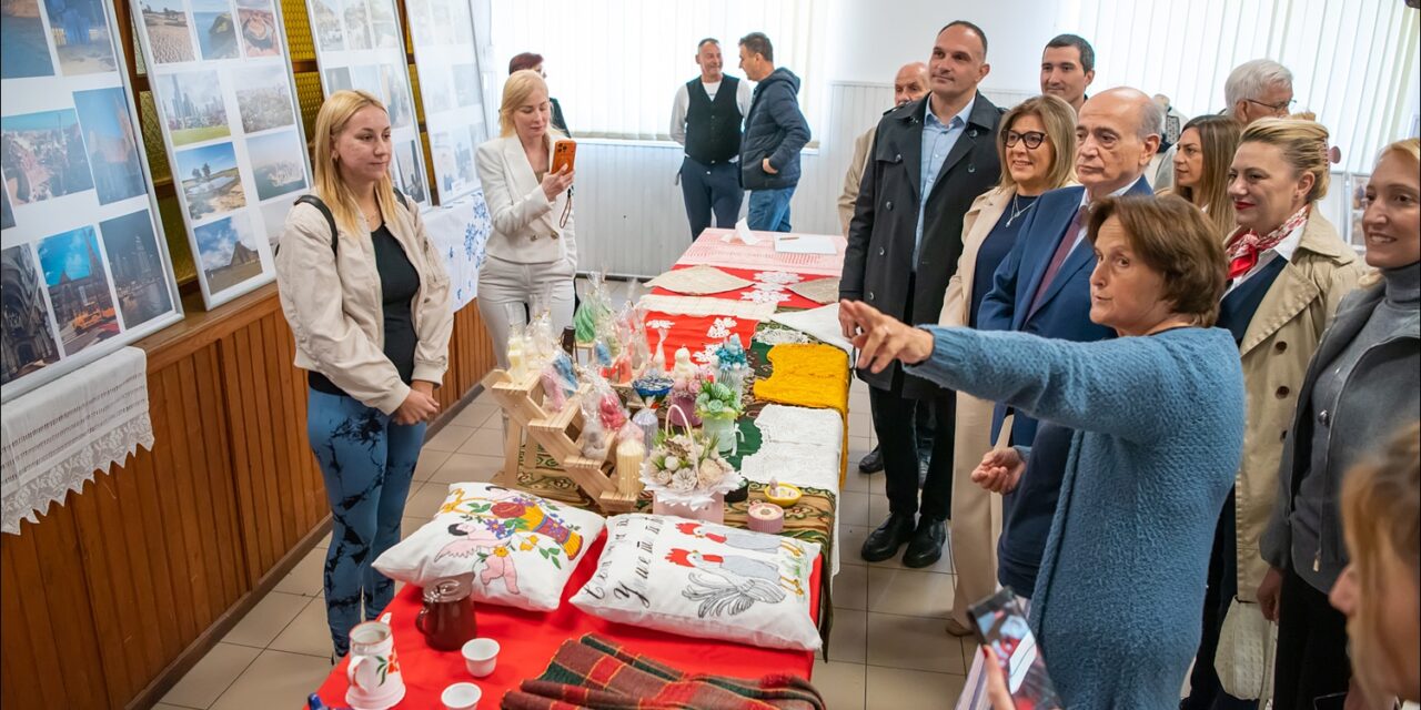 Ministar za brigu o selu Milan Krkobabić posetio Lazarevo